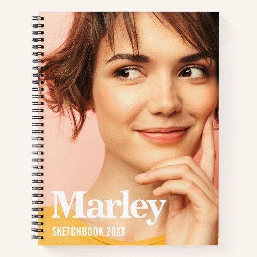 Schetsboek Aangepaste Foto Schattige Wit Monogram Notitieboek (Voorkant)