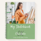 Schetsboek foto sage groen monogram notitieboek (Voorkant)