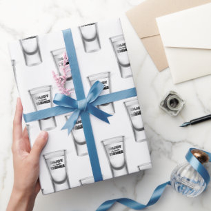 Schiet glazen op wit met tekst cadeaupapier