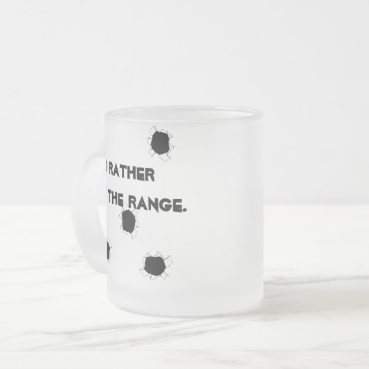 schietbaan van het pistool matglas koffiemok (Voorkant links)