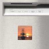 Schiff bei Sonnenuntergang Magnet (Insitu (Vaatwasser))