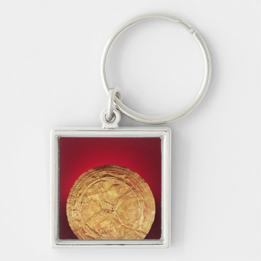 Schijf die mogelijk als broche wordt gebruikt, van sleutelhanger (Voorkant)