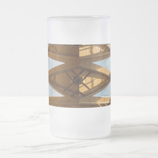 Schijnwerpers boven Anthony Frosted Mok (Center)