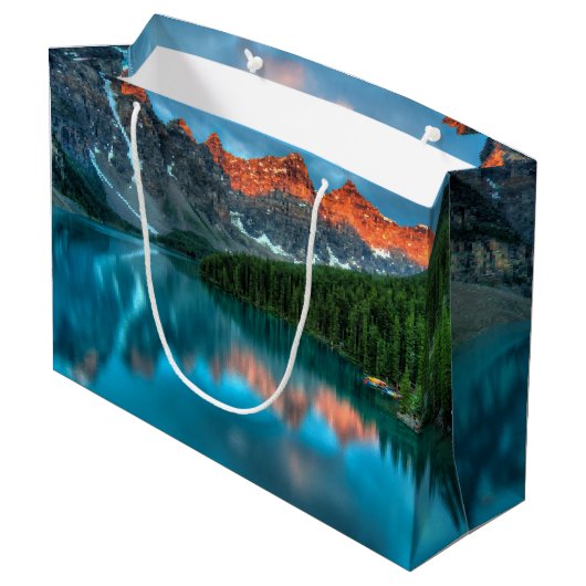 Schilderachtig berg- en lakfoto van Birthday Groot Cadeauzakje (Achterkant Gekanteld)