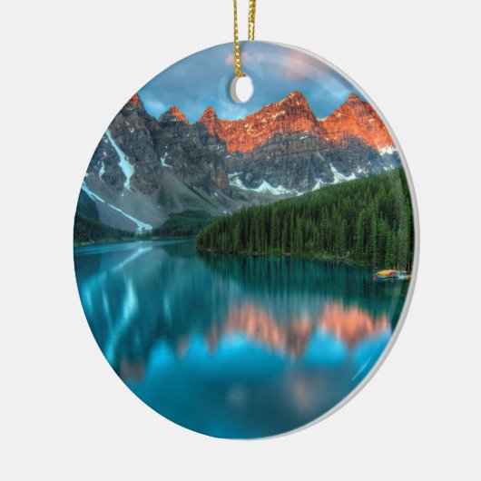 Schilderachtig berg- en meer-landschapsfoto keramisch ornament (Links)