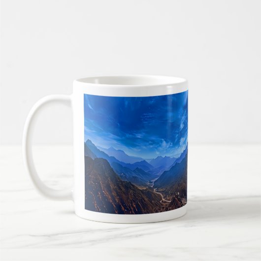 Schilderachtig bergvallei koffiemok (Links)