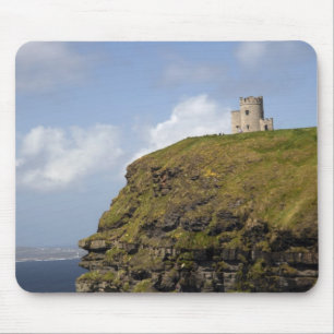 Schilderachtig Cliffs of Moher en O'Brien's Tower. Muismat