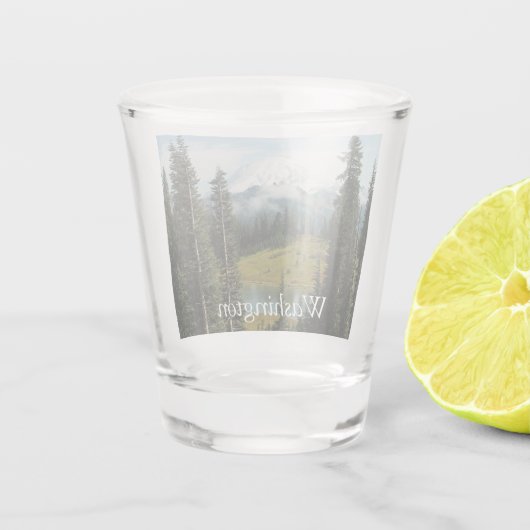 Schilderachtig foto van Rainier in Washington Shot Glas (Achterkant)