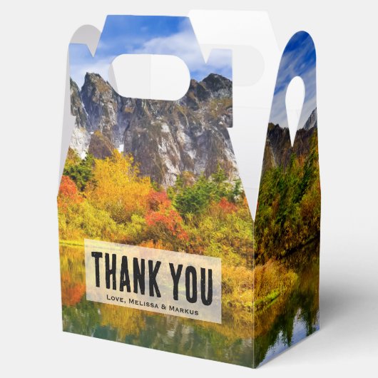 Schilderachtig landschap bos en bergen bedankdoosjes (Geopend)