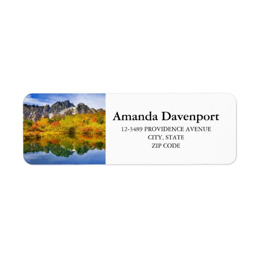 Schilderachtig landschap bos en bergen etiket (Voorkant)