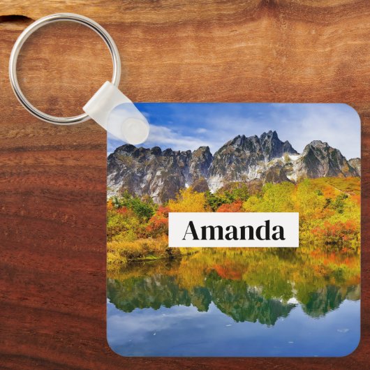 Schilderachtig landschap bos en bergen sleutelhanger (Voorkant)