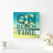 Schilderachtig op de wandklok van de brak (Huis)