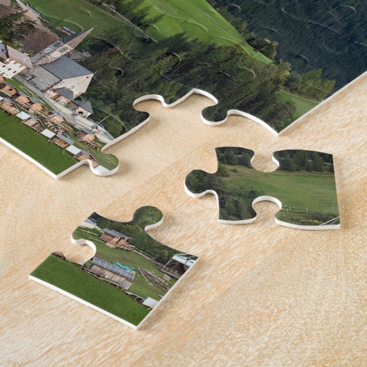 Schilderachtig reis in het Dolomietgebergte in het Legpuzzel (Zijkant)