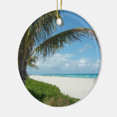 Schilderachtig strand, zijpalmtak keramisch ornament (Links)