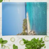 Schilderachtig Tropisch strand met Thatched Huts F Theedoek (Gevouwen)