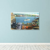 Schilderachtig Uitzicht uit de Wharf, Boats en Car Canvas Afdruk (Insitu (Houten vloer))