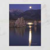 Schilderachtig uitzicht van het Monomeer buiten Yo Briefkaart (Voorkant)