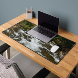 Schilderachtig Wild River Landscape Bureaumat