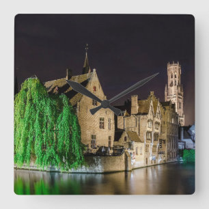 Schilderen van de oude stad Brugge en de toren van Vierkante Klok