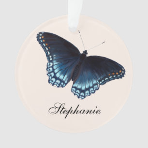 Schilderen van rode, gladde, dikkere, blauwe vlind ornament