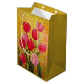 Schilderen van roze en rode tulpinstallatie medium cadeauzakje (Achterkant Gekanteld)