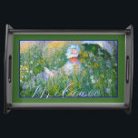 Schilderij van Claude Monet Dans La Prairie Dienblad<br><div class="desc">impressionistisch schilderij van een Victoriaans dame die in een weiland leest. "Dans la prairie" betekent letterlijk "in de wei". Claude Monet legt in zijn onnavolgbare stijl een perfecte zomerdag vast. De dame draagt haar beste zondagse witte jurk en motorkap. Een weide gevuld met mooie bloemen, waaronder madeliefjes, natuurlijk. Personaliseer met...</div>