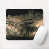 Schilderij van een hoornd dier, c.17000 BC (grot) Muismat (Met muis)