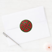 Schildknoop (Keltisch, rood & zwart op groen) Ronde Sticker (Envelop)
