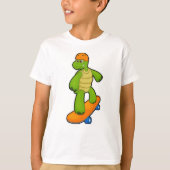 Schildpad als skateboarder met skateboard en helm t-shirt (Voorkant)