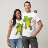 Schildpad bij hiphopdans Dab T-shirt (Unisex)