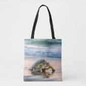 Schildpad wandelen op nat strandzand tote bag (Voorkant)