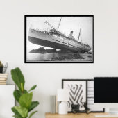 Schip loopt aan de grond Vast Foto Poster (Thuiskantoor)