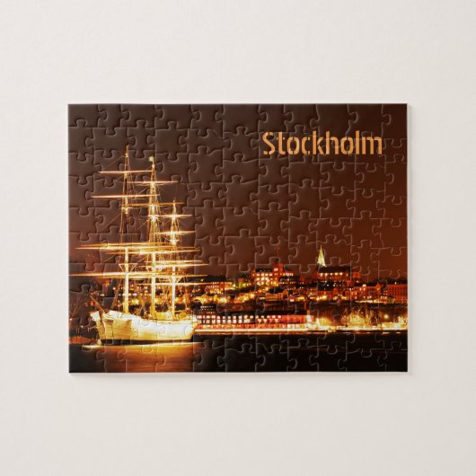 Schip 's nachts in Stockholm, Zweden Legpuzzel (Horizontaal)