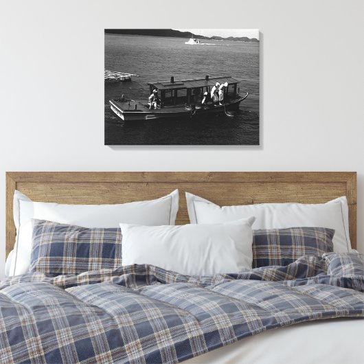 schip van de Japanse Mie Mikimoto Pearl met duikb Canvas Afdruk (Insitu (Slaapkamer))