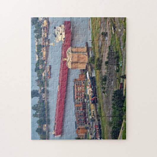 Schip verlaat de baai in Duluth Minnesota Legpuzzel (Verticaal)