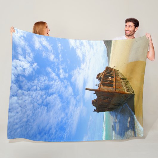 SCHIPBREUK IN DE STILLE OCEAAN FLEECE DEKEN (In situ)