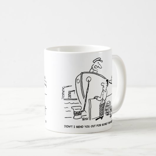 Schipper vraagt bemanningslid om visnetten te verp koffiemok (Voorkant rechts)