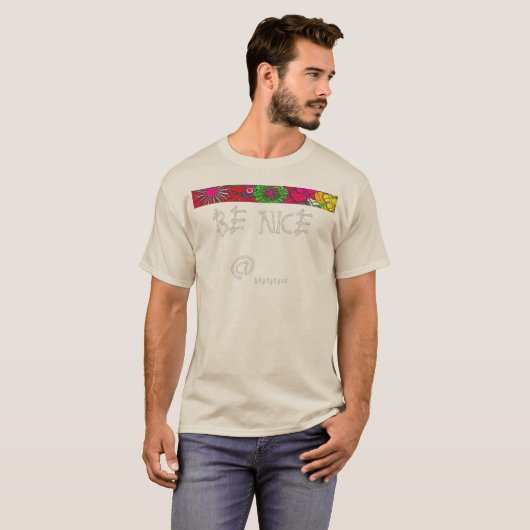 Schitterend bloemetjesontwerp t-shirt (Voorkant volledig)