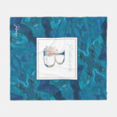 Schitterend kustgradiënt blauw koraalmonogram fleece deken (Voorkant (Horizontaal))