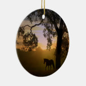 Schitterend paard in zonlicht/eikenboom-ornament keramisch ornament (Rechts)