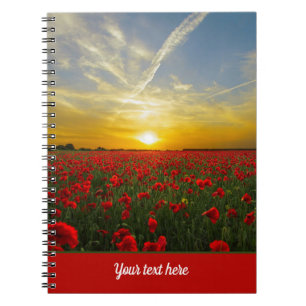 Schitterend rood papaverveld op zonnescherm notitieboek