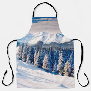Schitterend winterlandschap met sneeuwbedekte bome schort
