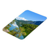 Schitterende bergreflectiefoto van meer magneet (Linkerzijde)