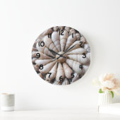 Schitterende grote wandklok rond de muur (Huis)