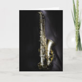 Schitterende messing saxophone op zwarte achtergro kaart (Voorkant)
