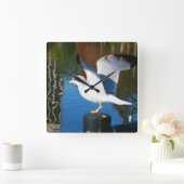 Schitterende wandklok tegen de Seagull (Huis)