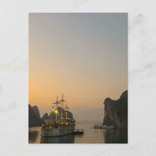 Schitterende zonsondergang in Halong Bay Vietnam H Briefkaart (Voorkant)