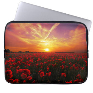 Schitterende zonsondergang op papaver laptop sleeve