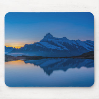 Schitterende zonsopgang Blauwe Berg Reflectie Muismat