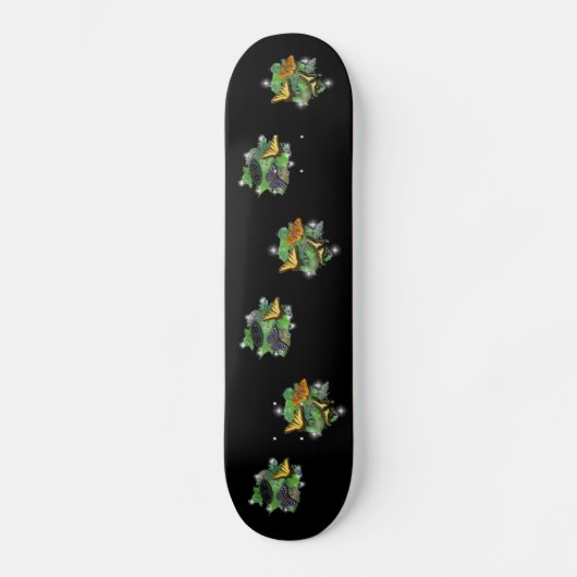 Schmetterlinge mit Blätter, Regentropfen Skateboard (Voorkant)